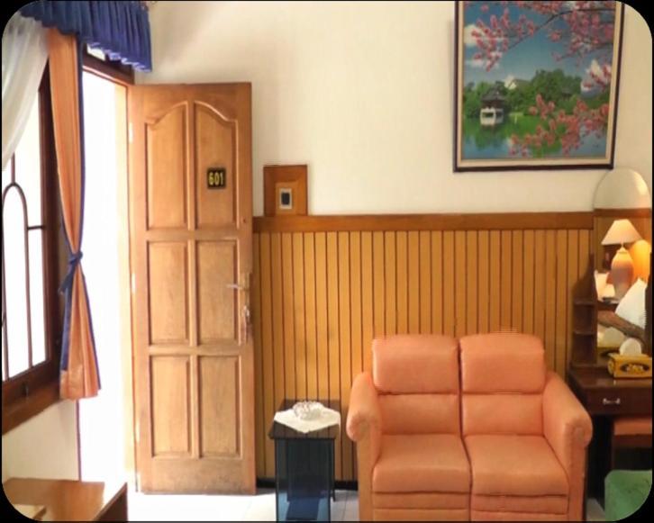 Berlian Abadi Hotel By Sinergi Banyuwangi  Room photo